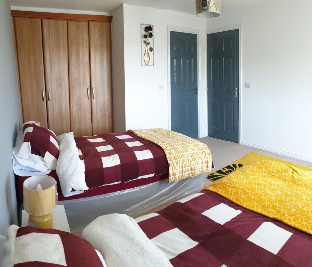 Queens Rooms, A Perfect Stay, Next To Shopping Parks And Central Manchester Dış mekan fotoğraf